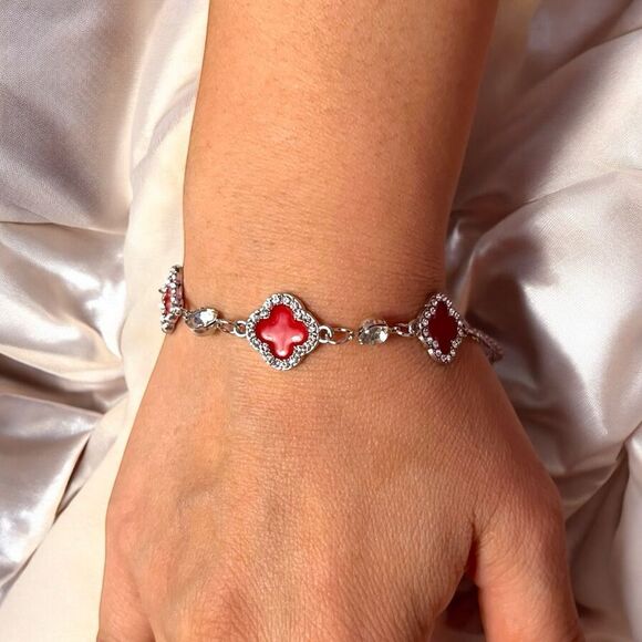 Elegant Red Clover Rhinestone Silver Tone Bracelet - Picture 3 of 4